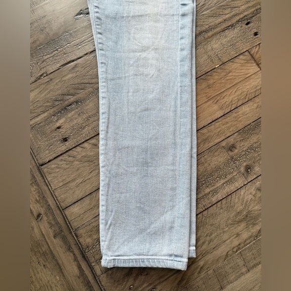 Citizens of Humanity Rocket Crop High Rose Skinny, light blue, size 28. - Picture 8 of 15